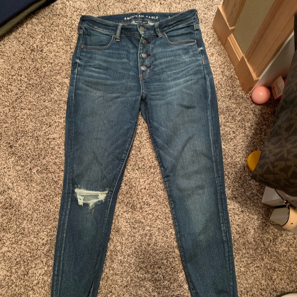 Women’s American Eagle jeans